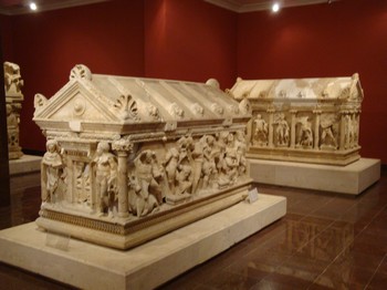 Salle des sarcophages