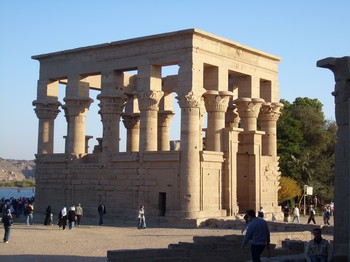 Temple de Philae-Kiosque de Trajan-