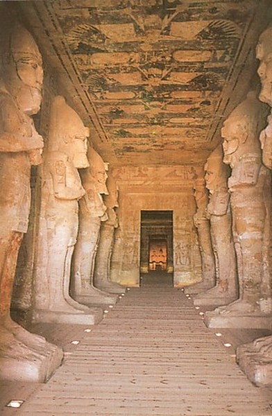 Abou Simbel-Intérieur du temple-